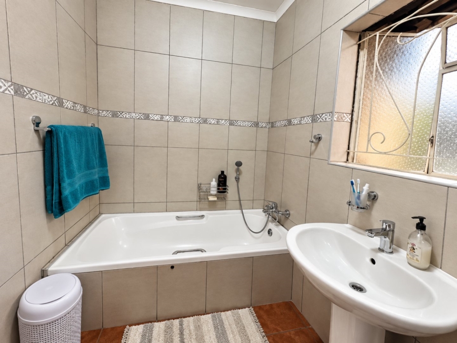 3 Bedroom Property for Sale in Sasolburg Ext 11 Free State